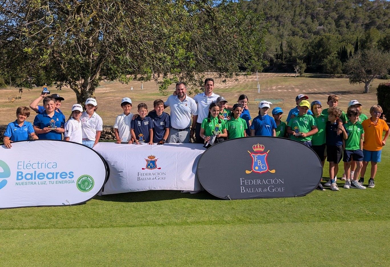 Jornada de éxitos en el Circuito Junior – Eléctrica Baleares celebrado en Golf Ibiza