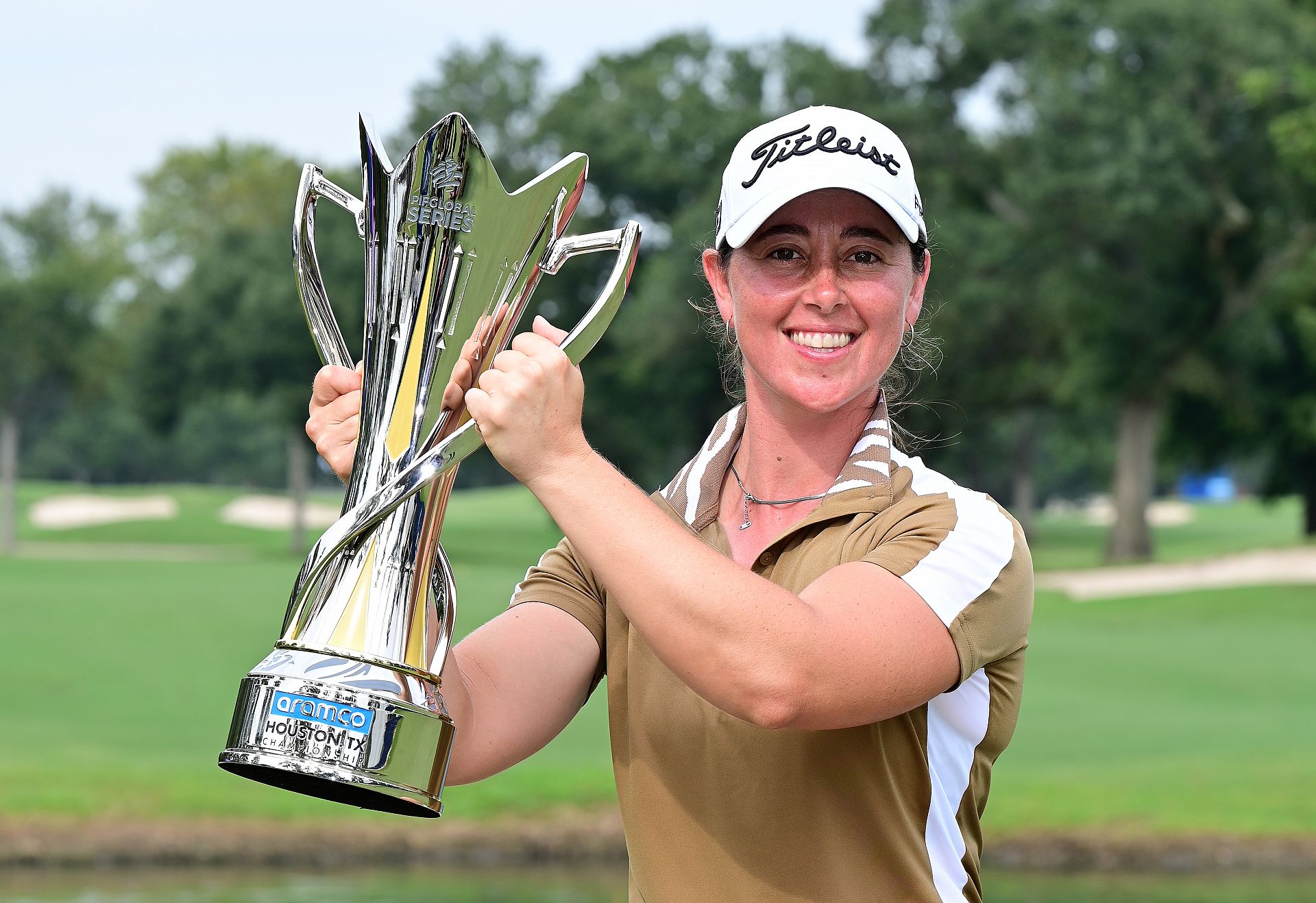 Nuria Iturrioz vencedora en el Aramco Houston Championship