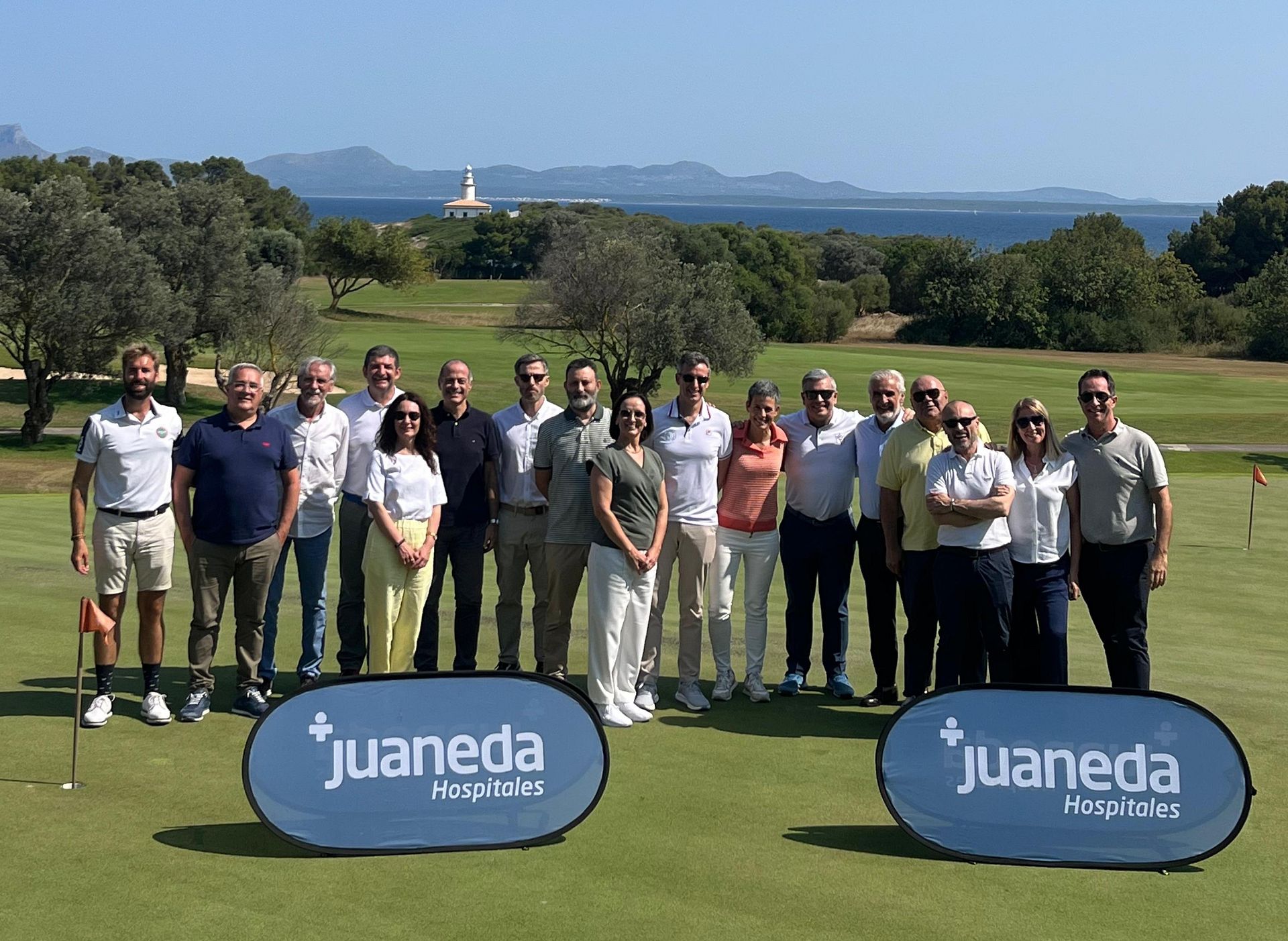 Juaneda Hospitales y la FBG organizan un clinic en el Club de Golf de Alcanada