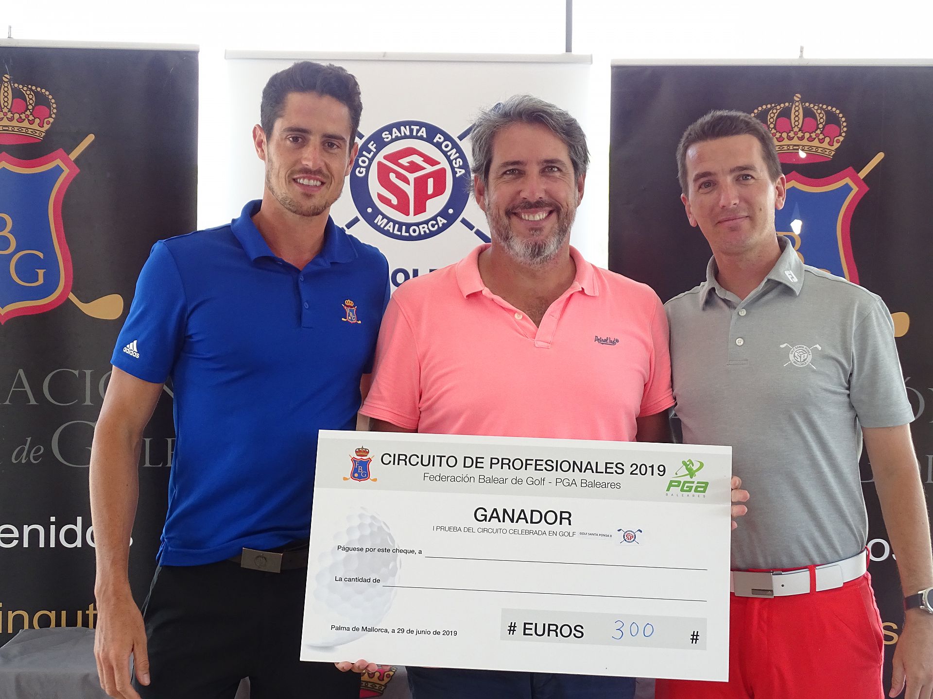 David James se estrena en el Circuito FBG de Profesionales 2019