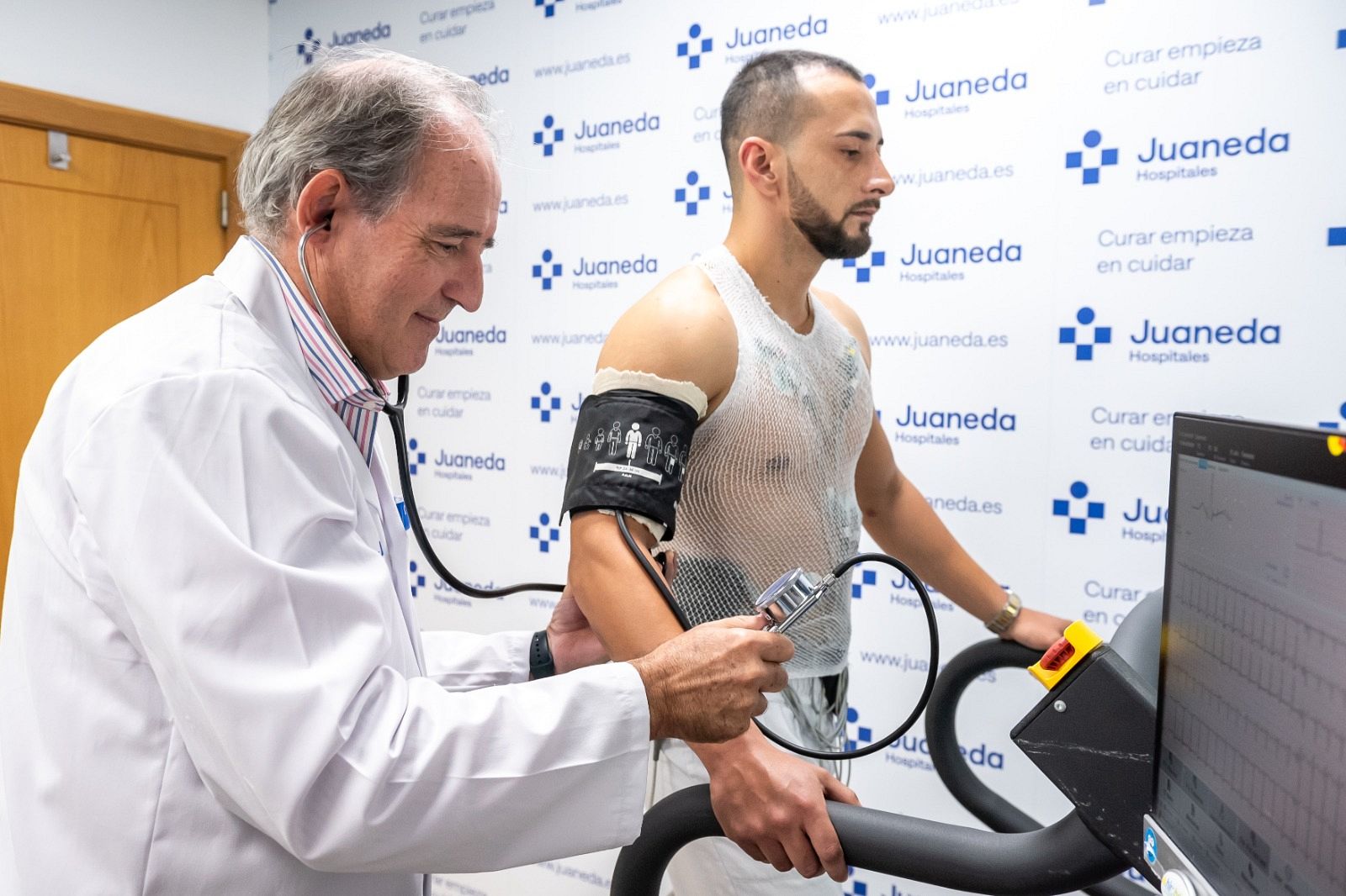 Entrevista al médico cardiólogo de Juaneda Hospitales, Andrés Glenny