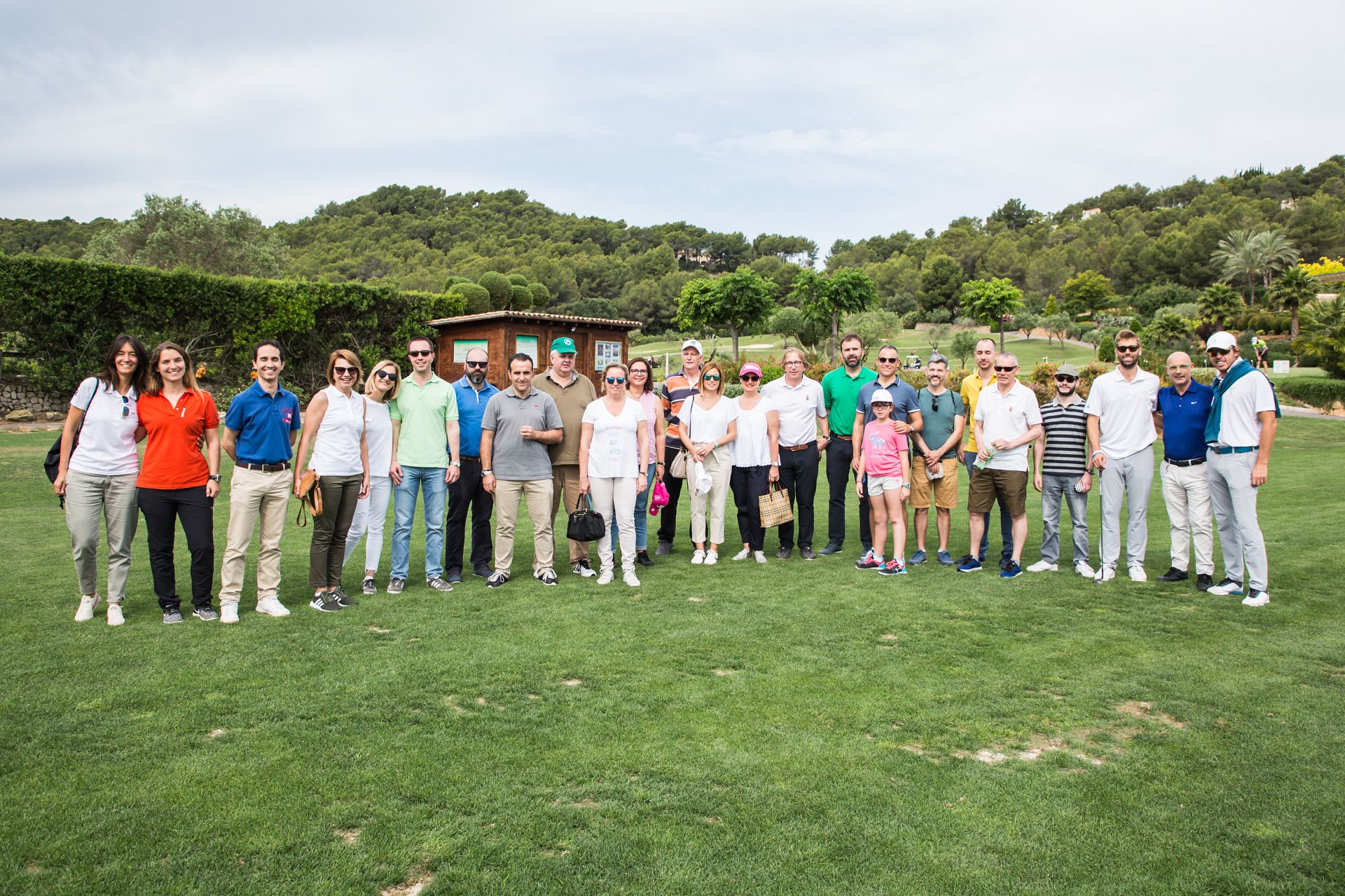 Políticos, ‘influencers’ y periodistas conocen el golf de primera mano