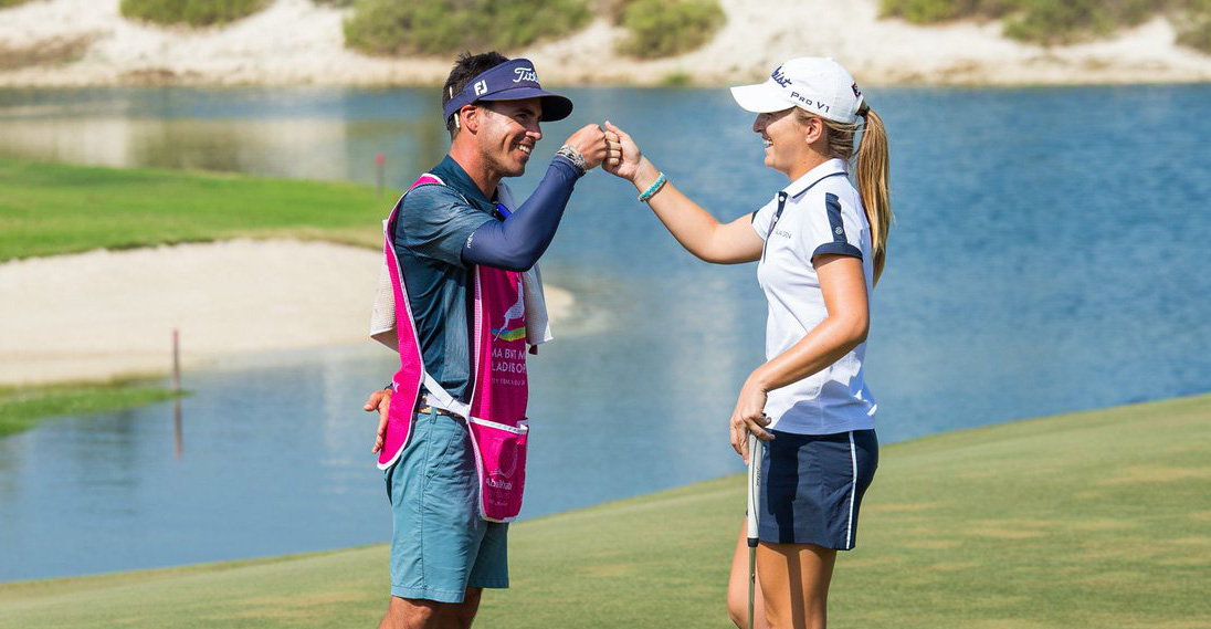 Luna Sobrón deslumbra con una tarjeta de 62 golpes y récord del campo.