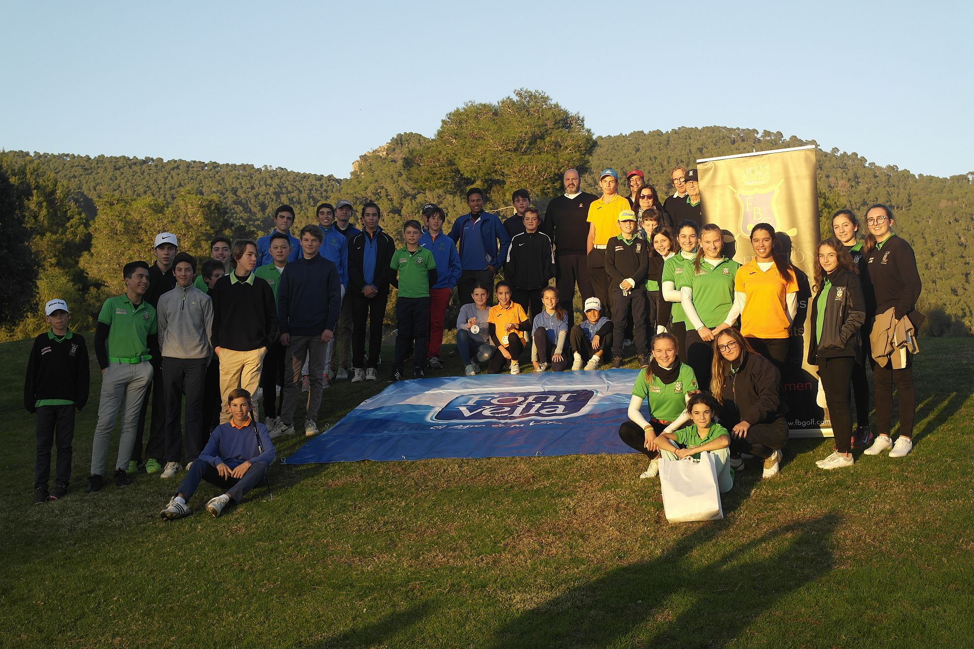 Odette Font y Víctor del Pozo nuevos campeones del Circuito Juvenil FONT VELLA