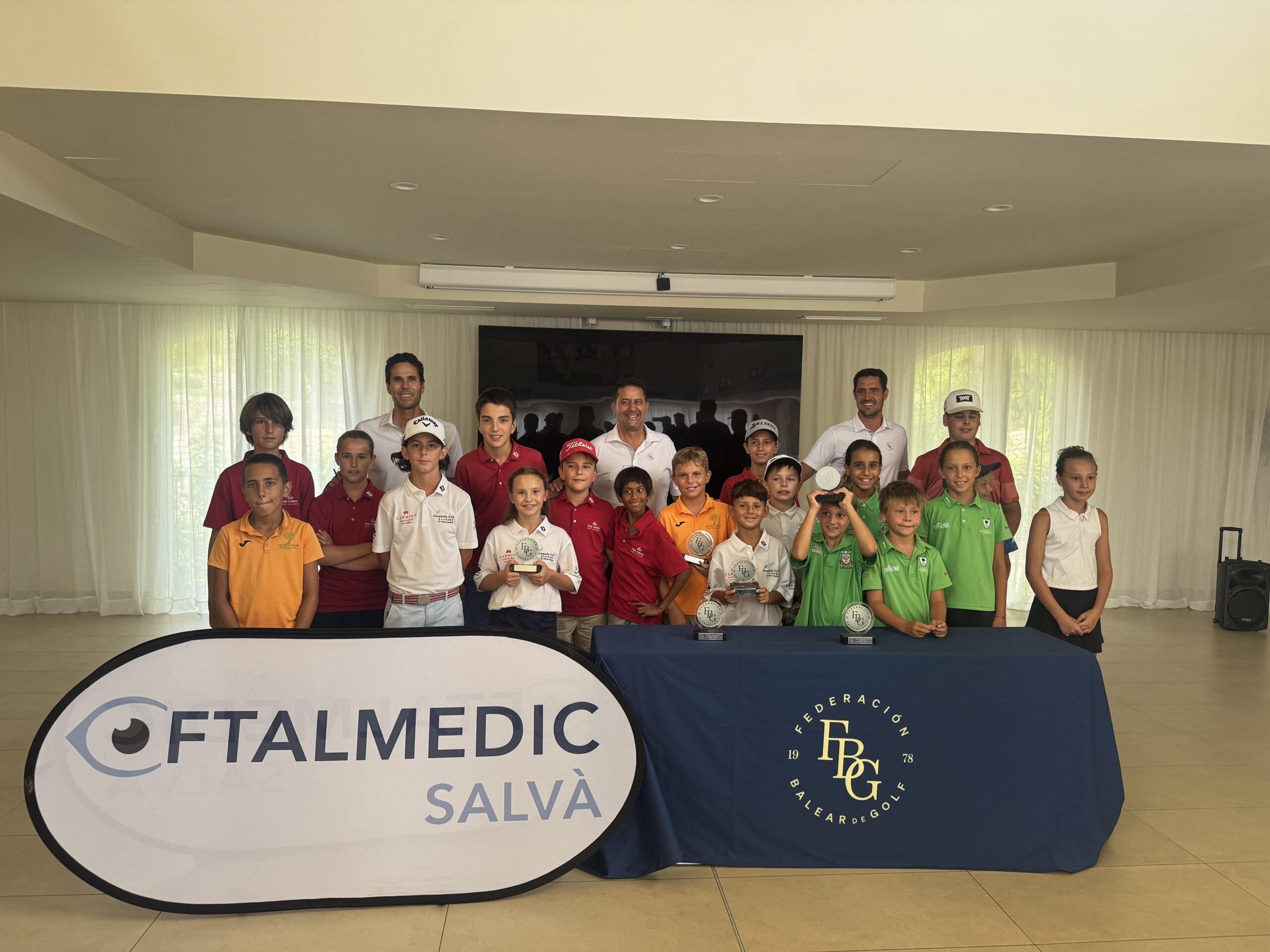 Xim Torrents y Zoe Zavoralova lideraron la VIII prueba del Circuito Junior – Oftalmedic Salvà